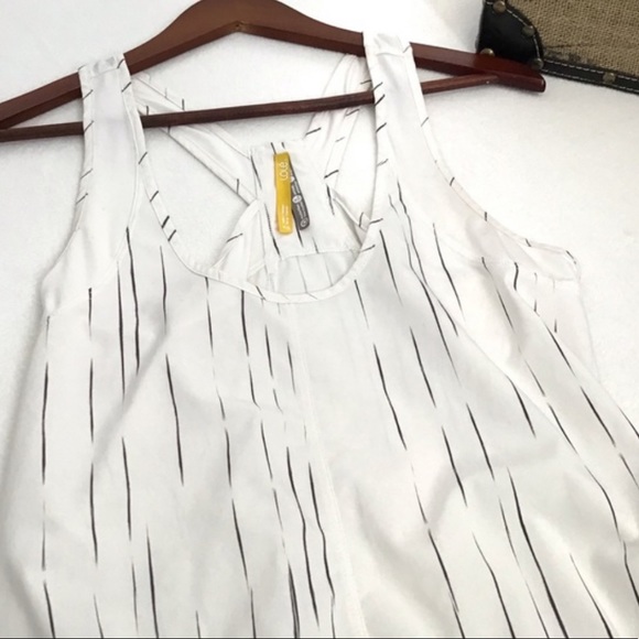 NWOT Lole White & Grey Racer Back Tank Top - Picture 2 of 6